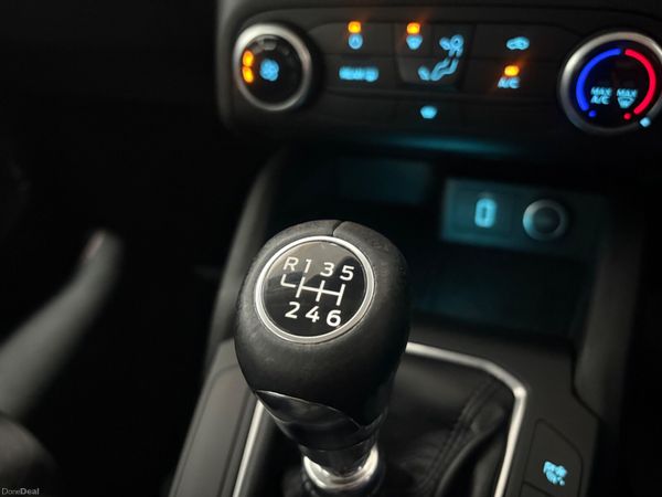 2019 Ford Focus Zetec 1.5 TDCi 120 Bhp 380276934