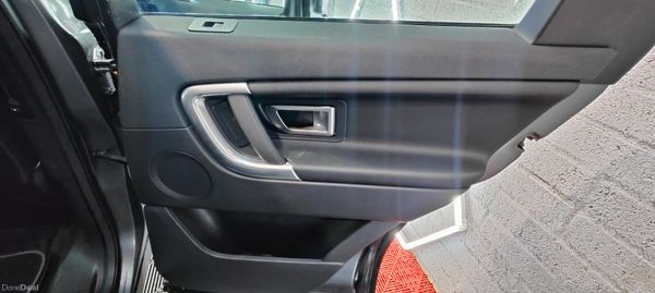 Land Rover Discovery Sport 2016 - Low Milage 380280102