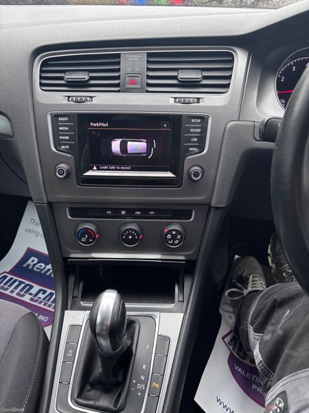 Volkswagen Golf 2015 380294928