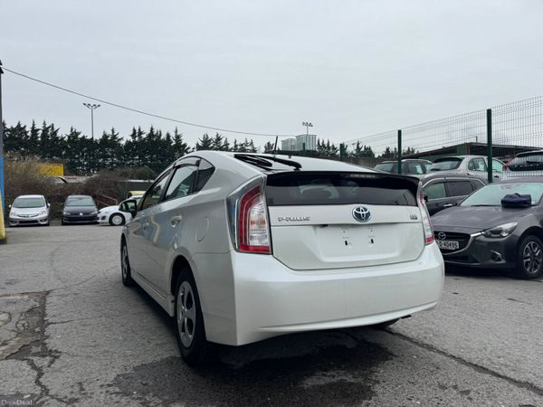 2015 Toyota Prius Hybrid G Leather Speck 380201084