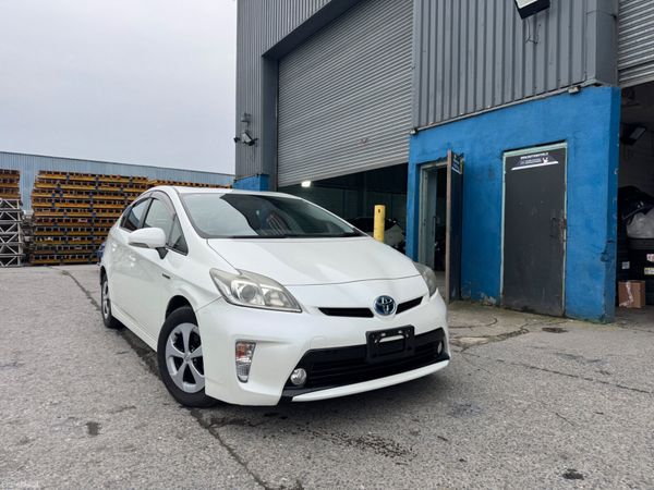 2015 Toyota Prius Hybrid G Leather Speck 380201086