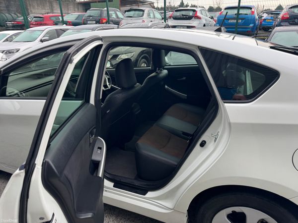 2015 Toyota Prius Hybrid G Leather Speck 380201098