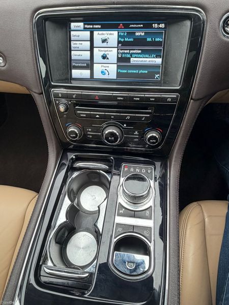 151 Jaguar XJ 3.0 D Premium Luxury 380236854
