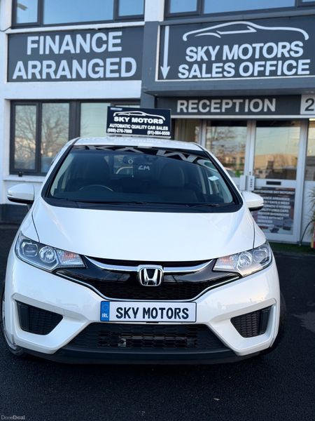 2016 Honda Fit 1.5 Hybrid Automatic 380237252