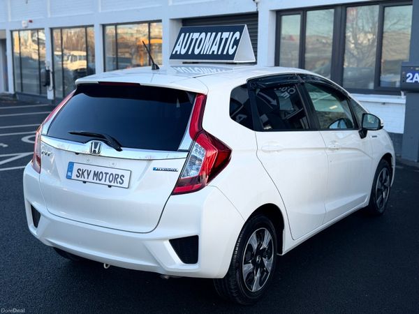 2016 Honda Fit 1.5 Hybrid Automatic 380237260