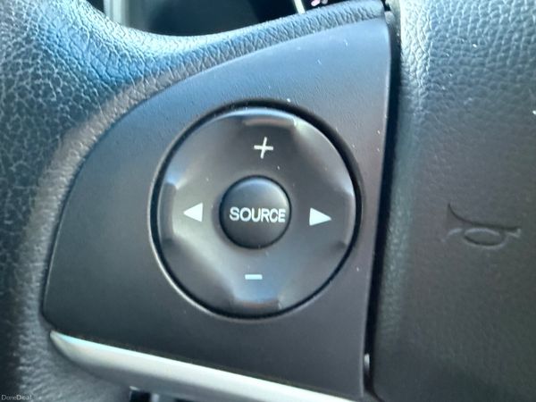 2016 Honda Fit 1.5 Hybrid Automatic 380237262