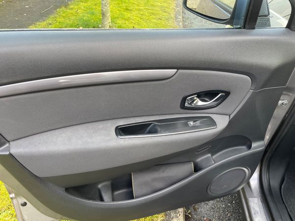 Renault Scenic 1.5 Dci only 79 Klms ! 380368368