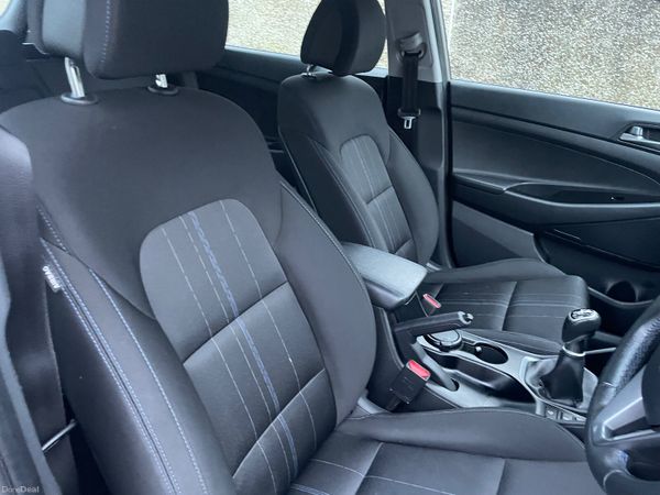 Hyundai Tucson 2017 380369768