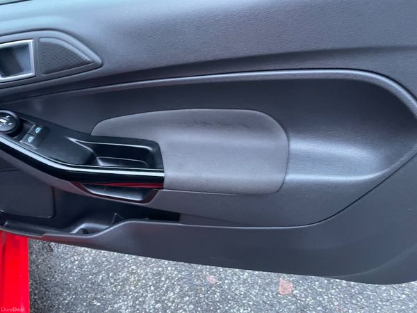 Ford Fiesta 2013 NEW TIMING BELT & WATER PUMP ! 380369910