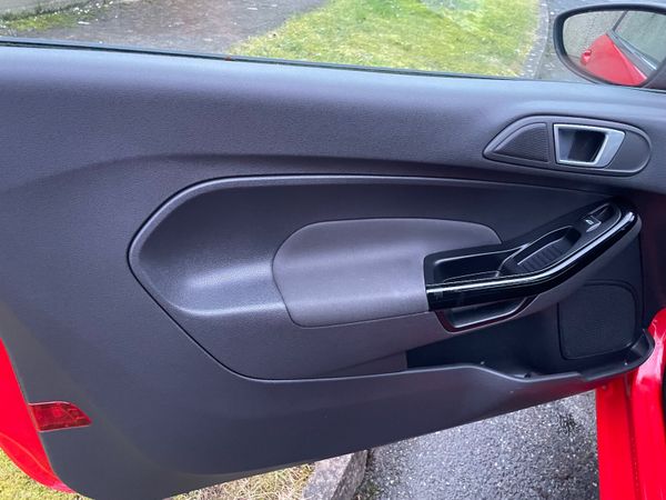 Ford Fiesta 2013 NEW TIMING BELT & WATER PUMP ! 380369922