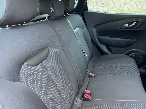 Renault Kadjar 2016 380370196