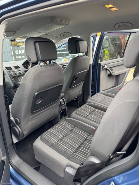 Volkswagen Touran AUTOMATIC 380393162