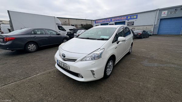 Toyota Prius Alpha Hybrid 7 Seater 2013 380396942