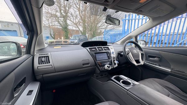 Toyota Prius Alpha Hybrid 7 Seater 2013 380396952