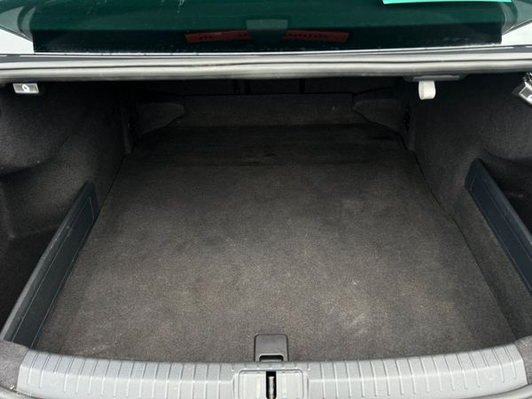 2017 (172) Volkswagen Passat R Line 2.0 - Sunroof 380300592