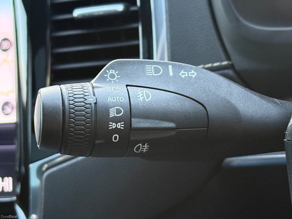 Stunning 201 Volvo XC90 R-Design! 380457524