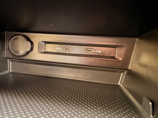 Volkswagen Tiguan 2.0 TDI Low KM 380464886