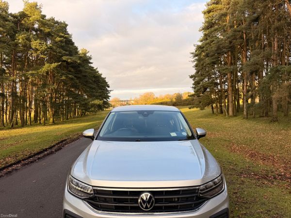 Volkswagen Tiguan 2.0 TDI Low KM 380464910