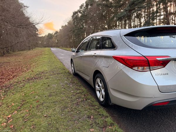 Hyundai i40 2013 Low KM Estate Nice Car 380466132