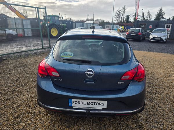Opel Astra 2014 380487596