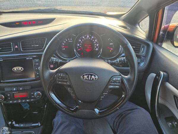 Kia Ceed 2014 380489828
