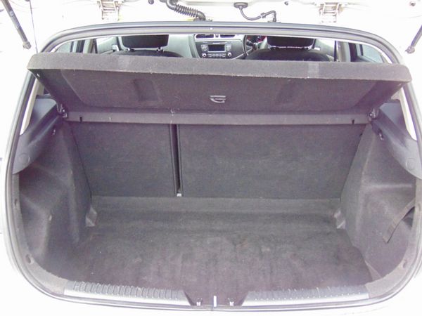 Kia Ceed 2014  1.4 VR-7 98BHP 5DR 380490476