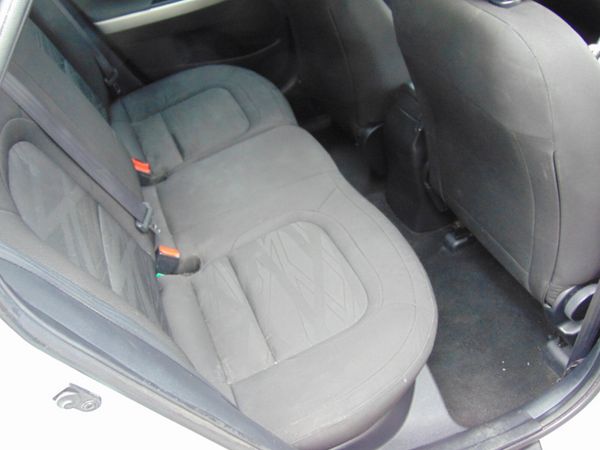 Kia Ceed 2014  1.4 VR-7 98BHP 5DR 380490480