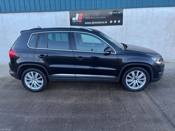 Volkswagen Tiguan SPORT LOW MILEAGE 380493458