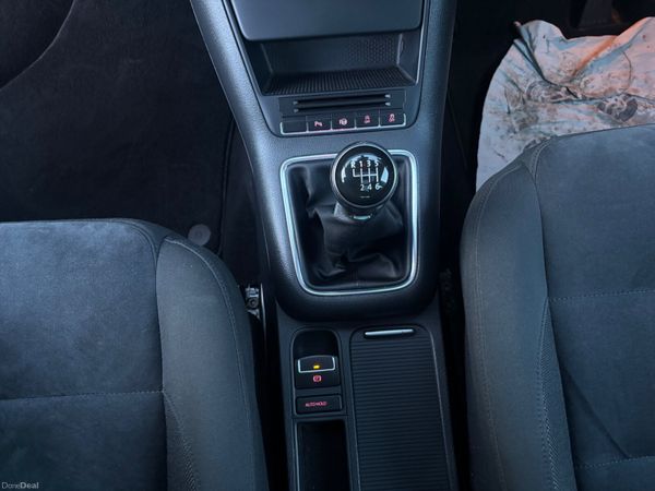 Volkswagen Tiguan SPORT LOW MILEAGE 380493486