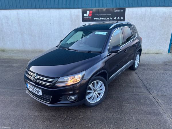 Volkswagen Tiguan SPORT LOW MILEAGE 380493418