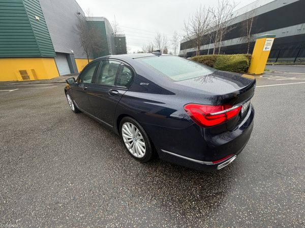 BMW 740E iPerformance Huge Spec 380495782