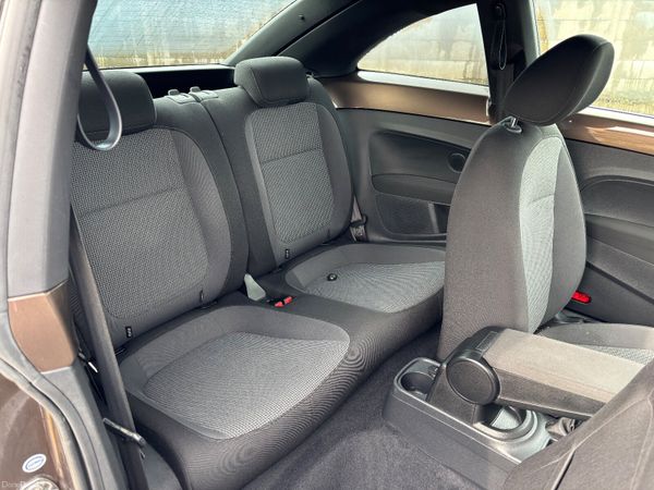 Volkswagen Beetle 1.4 TFSI Auto 380497836