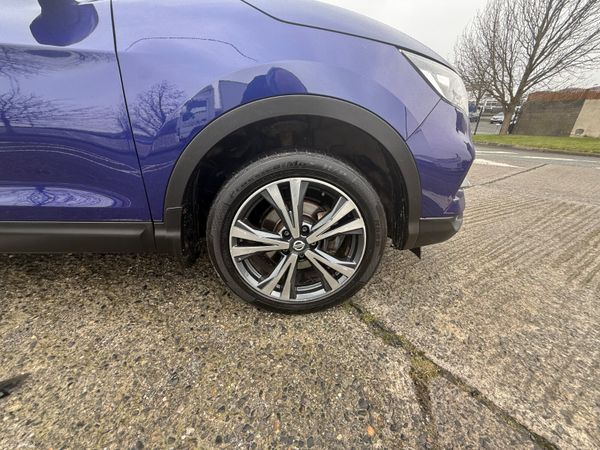 Nissan Qashqai 2019 premium 380418116