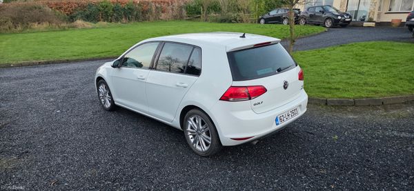 2016 (162) Vw golf 1.2 automatic. 380438516