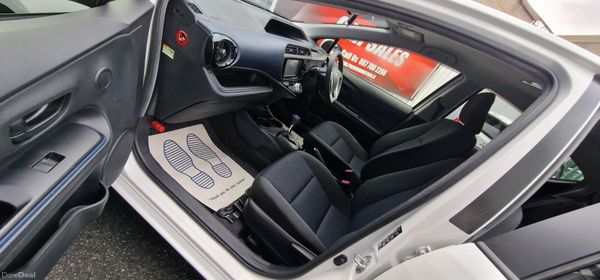 Toyota Aqua Automatic 380546808