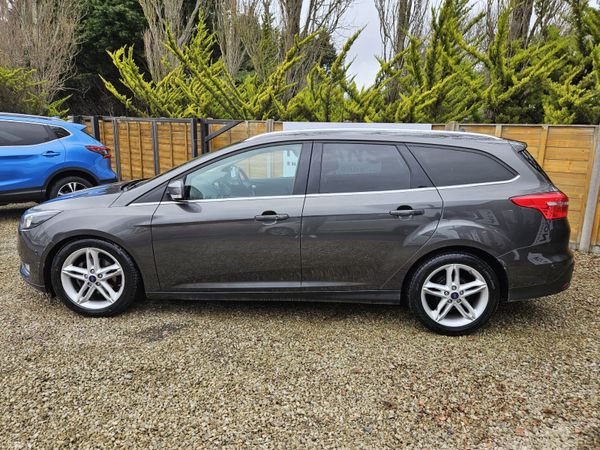 Ford Focus 2017 Auto Titanium 380551868