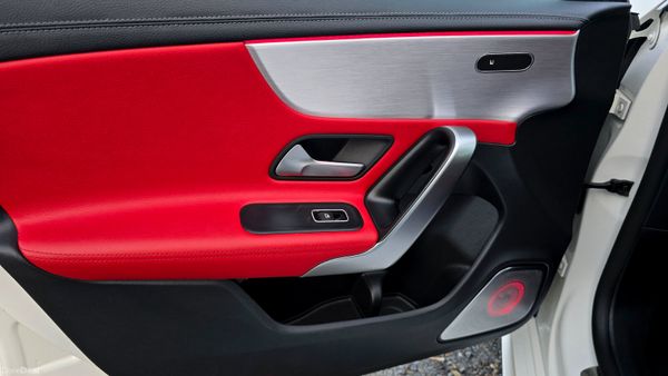 🔥 2019 Mercedes-Benz CLA180 AMG Line/Automatic 380556950