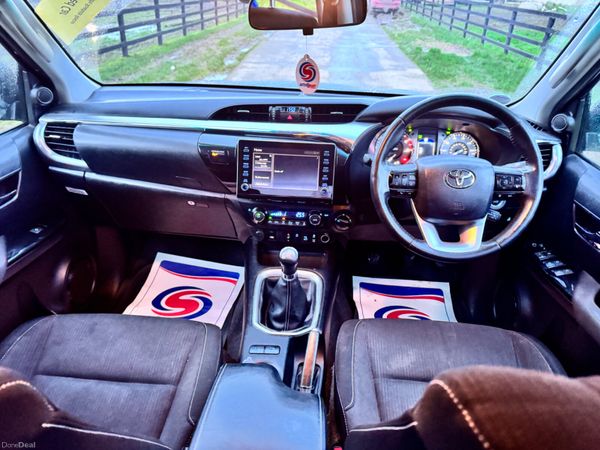 211 Toyota Hilux Invincible Bargain***** 380557542