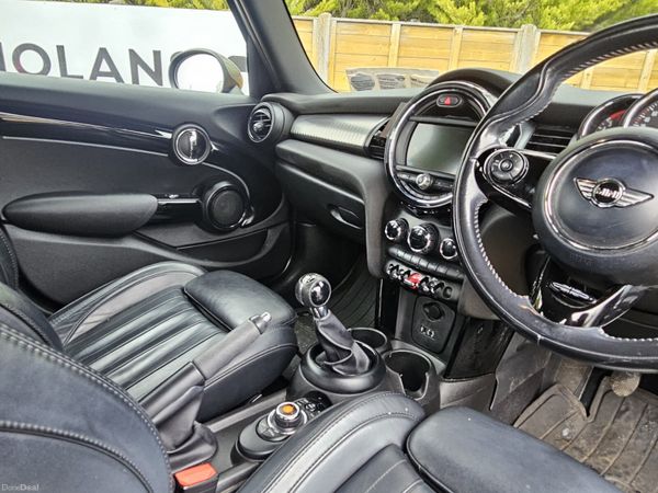 Mini Cooper Seven 2017 Hatchback NCT 09/27 380586288