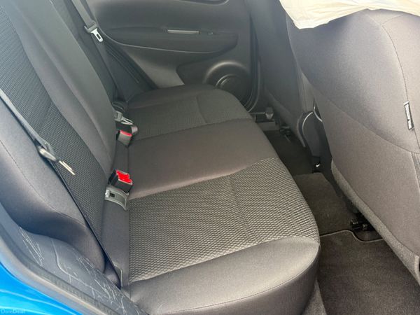 Nissan Qashqai 2018 1.2 Petrol Automatic 380596336