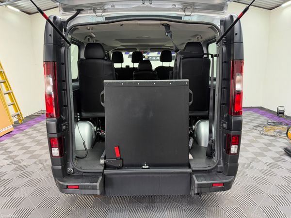 2021 RENAULT TRAFIC WHEEL CHAIR BUS. 8 SEATER 380501322