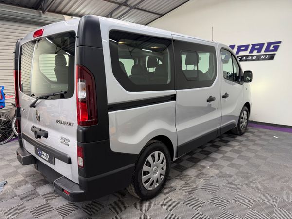 2021 RENAULT TRAFIC WHEEL CHAIR BUS. 8 SEATER 380501332