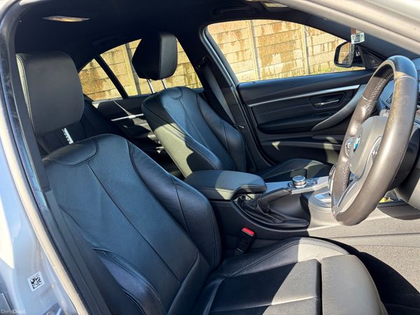 BMW 3-Series M Sport Shadow Edition 380502704