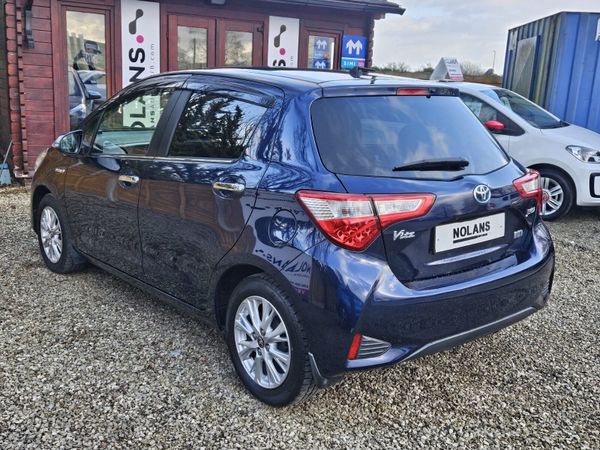 2017 Toyota Vitz Jewela Hybrid Automatic 380537978