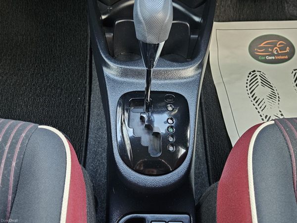 2017 Toyota Vitz Jewela Hybrid Automatic 380538000