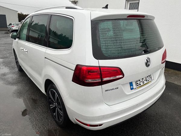 Volkswagen Sharan 2016 380653868