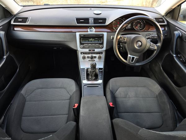 131 VW PASSAT 1.6TDI BLUEMOTION 380663514