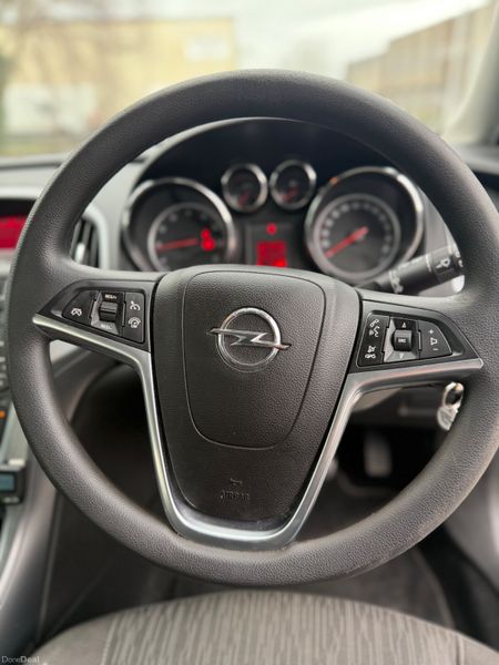 Opel Astra 2014 Taxed&Nctd 2 keys 380677654