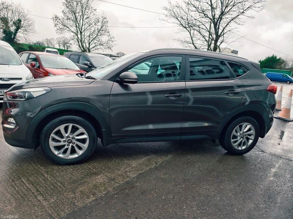 Hyundai Tucson 1.7D Executive 2WD 380679478