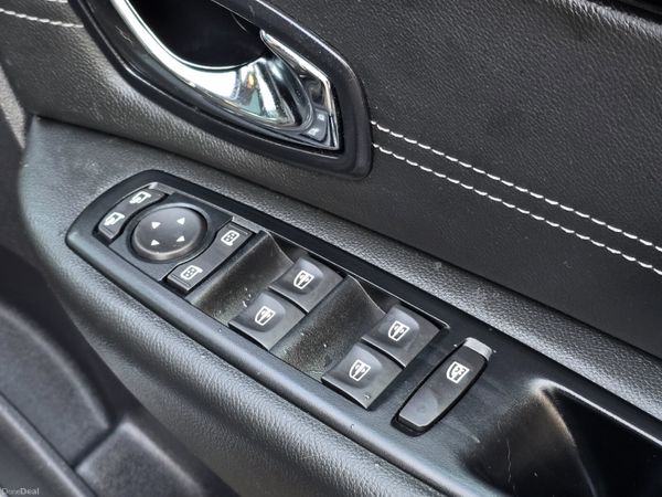 151 Renault Grand Scenic Diesel Automatic 7 Seats 380692352